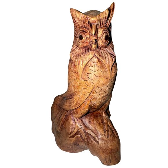 Vintage Hand-Carved Wooden Owl Figurine | Rustic Folk Art Bird Sculpture - Picture 8 of 9